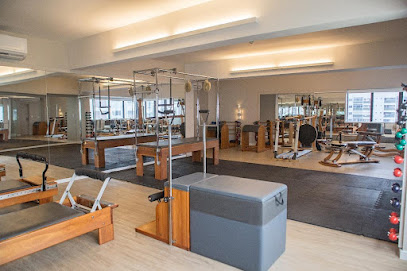 Estúdio Paula Bastos - Pilates & Gyrotonic